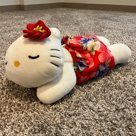 Hawaiian Sleeping Hello Kitty - Picture 1 of 5